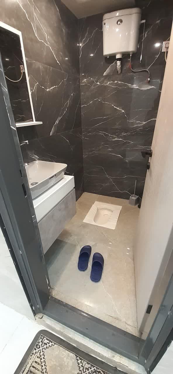 واحد دوخوابه در مرکز شهر قشم 