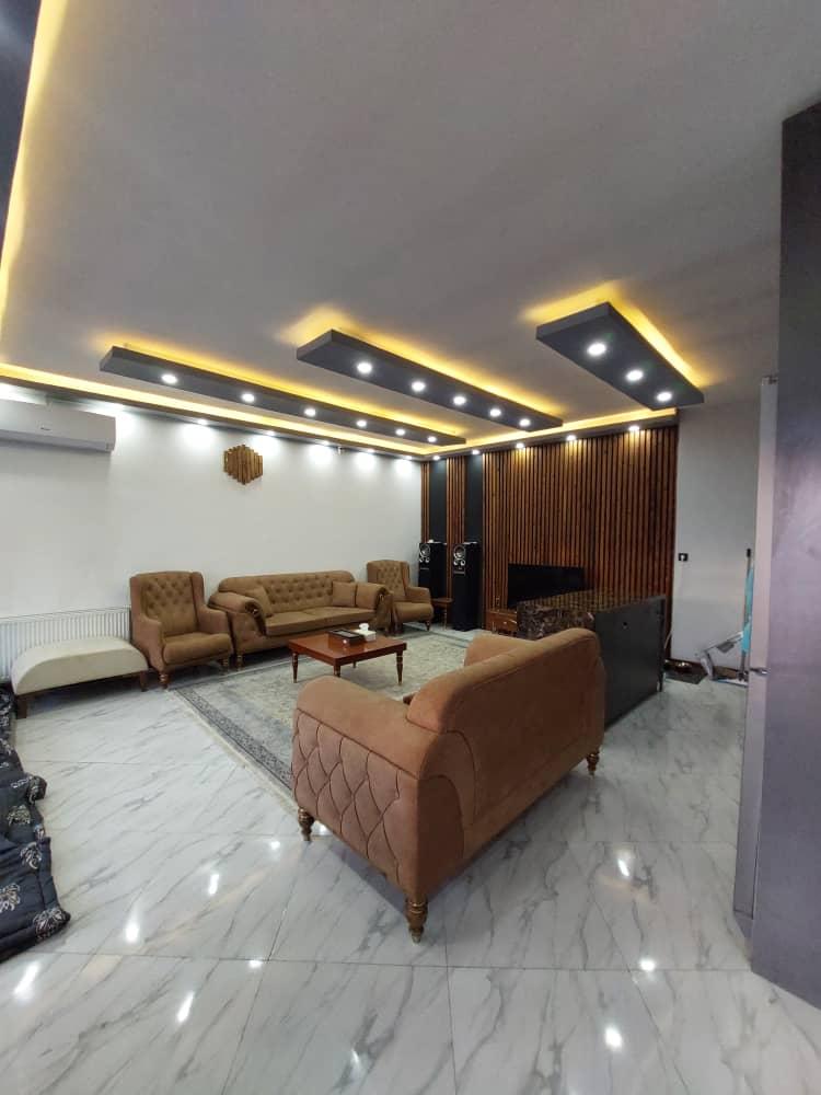 ویلایی استخر دار مدرن آران 
