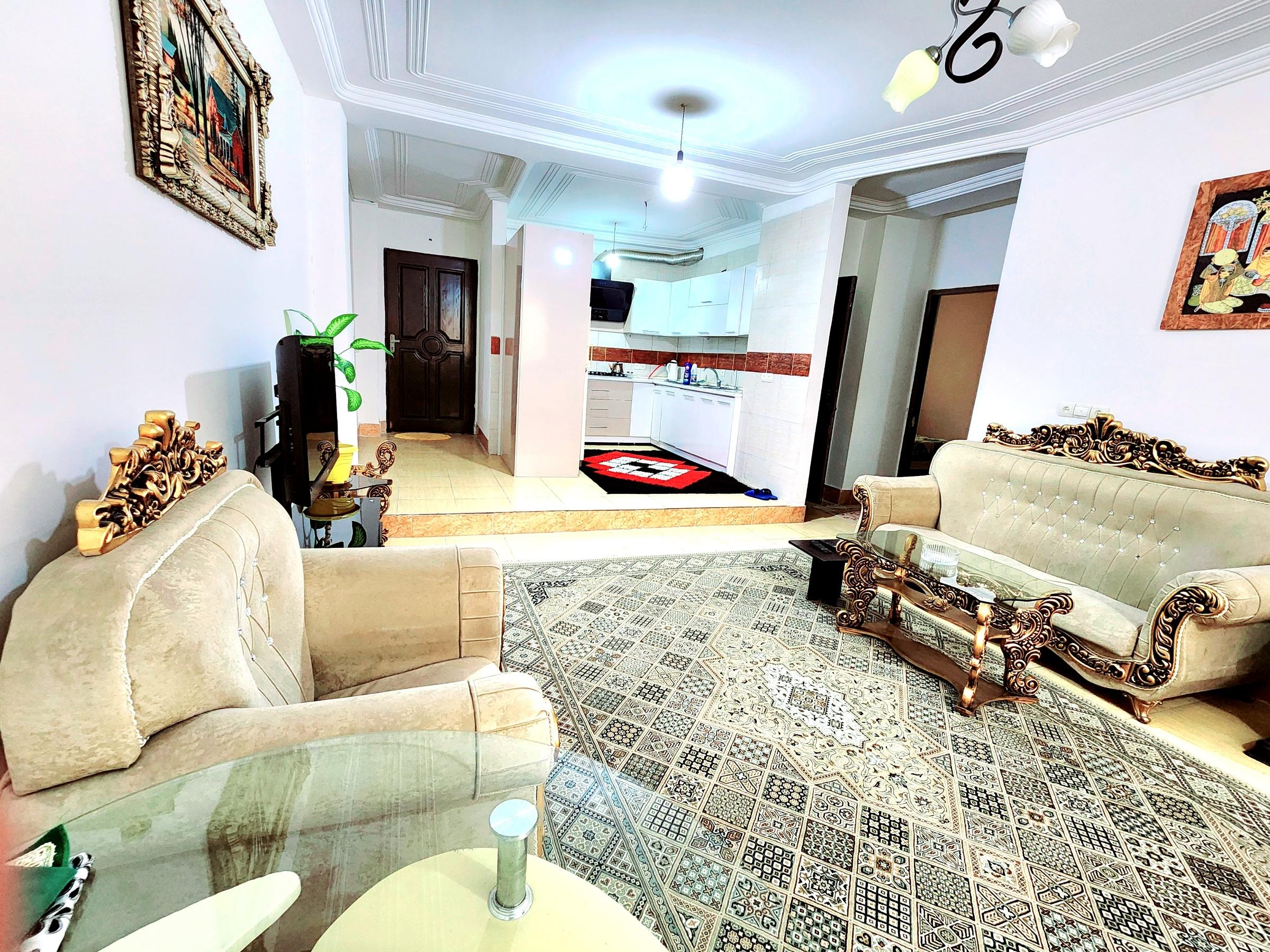 آپارتمان دو خوابه آریا