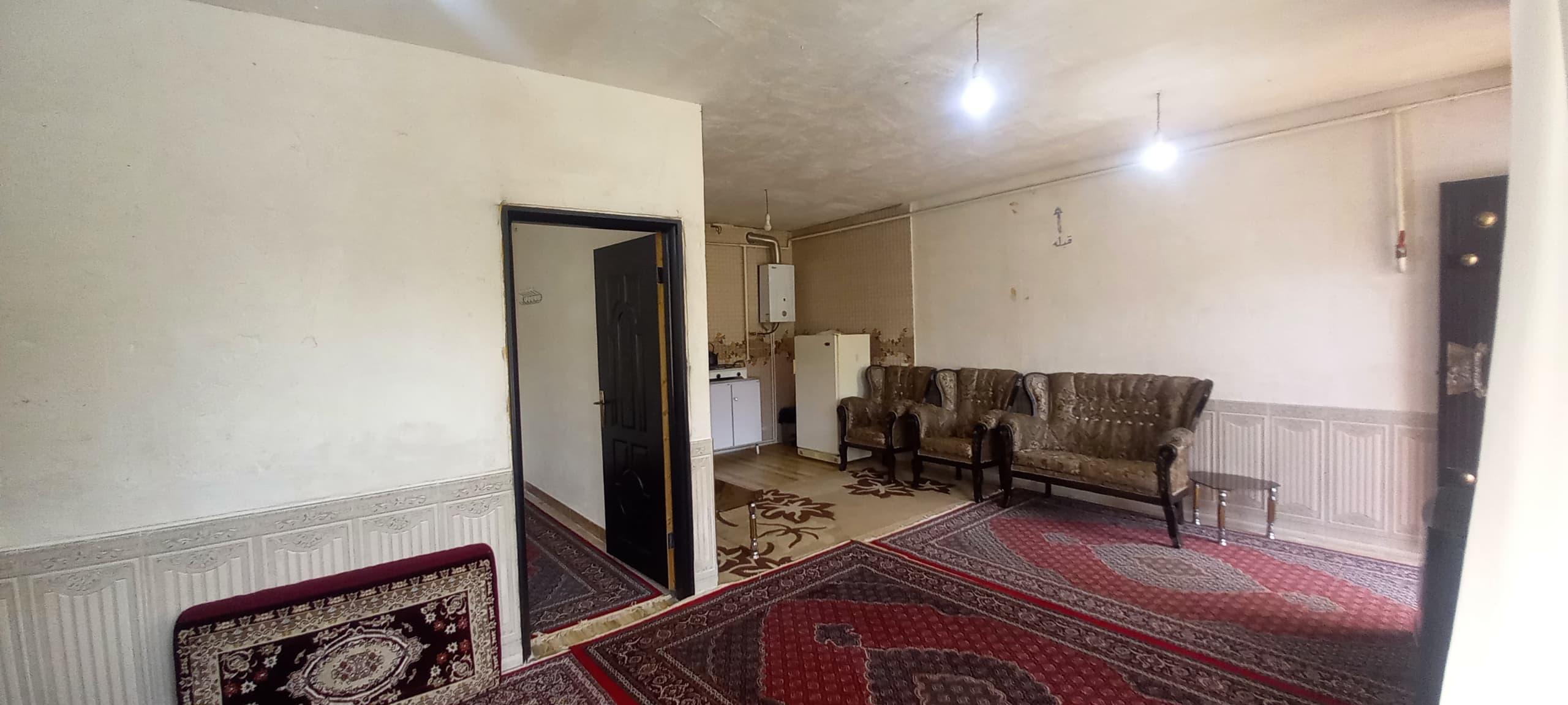 اقامتگاه بوم گردی گل لاله 