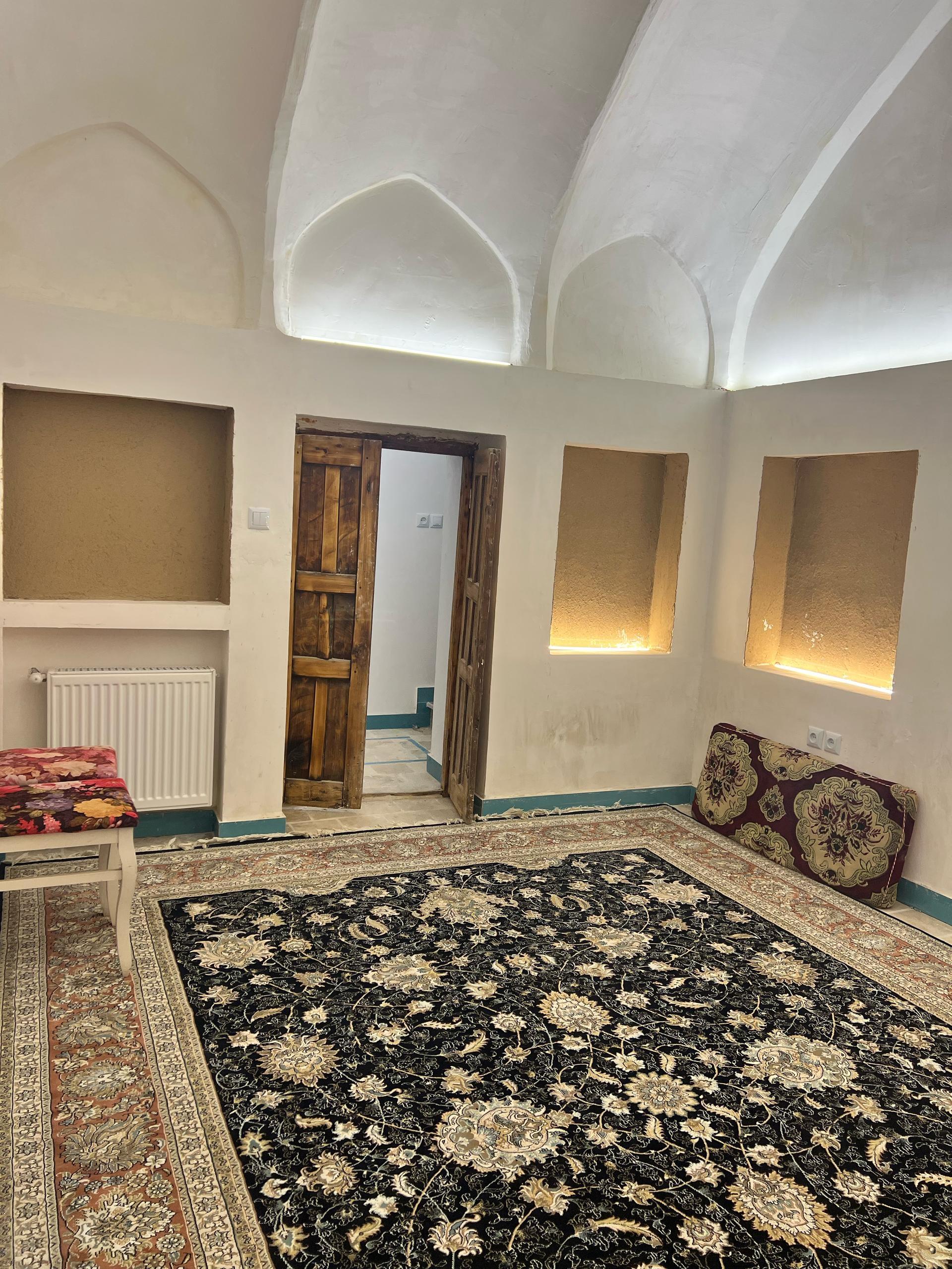 اقامتگاه بوم‌گردی ماه‌نشین 