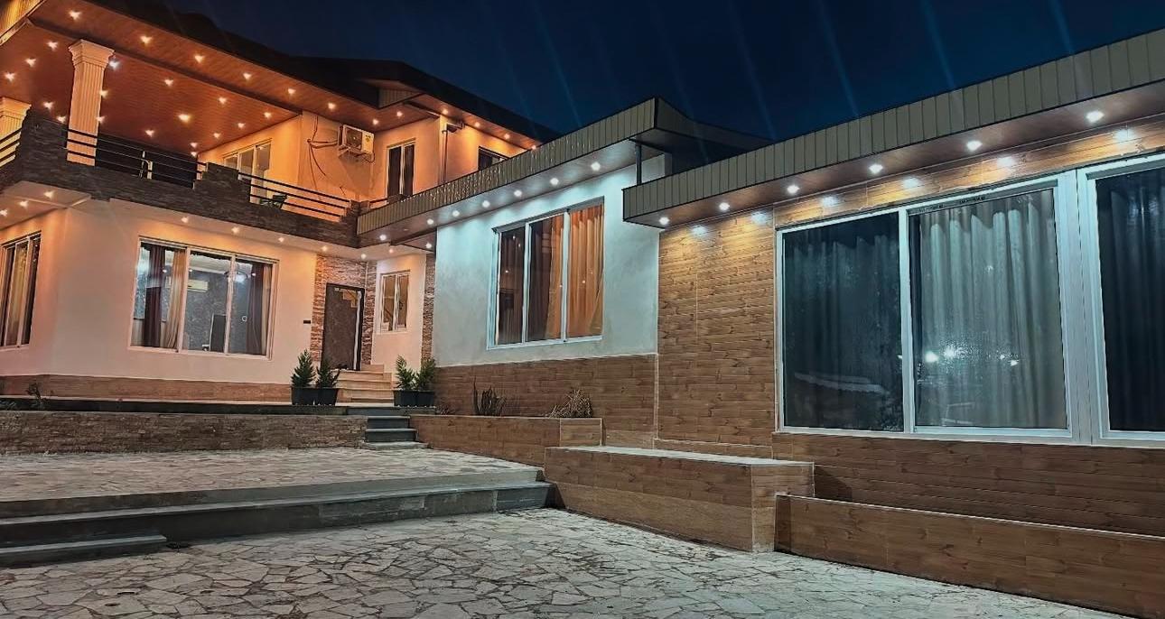 ویلا استخردار سرپوشیده آب گرم 