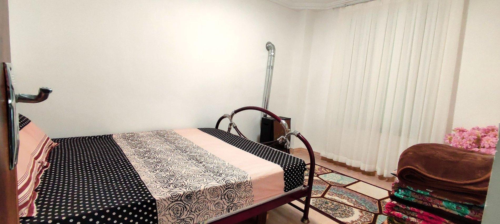 ویلا یک خوابه کنار رودخانه 
