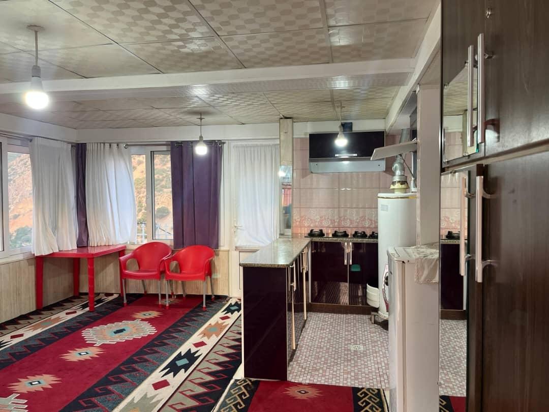 سوئیت لبه پرتگاه در سی سخت