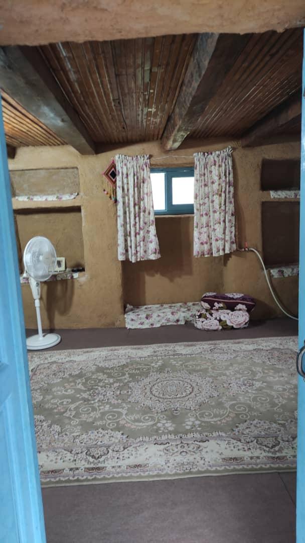 بوم گردی ماه نشین در رودبار