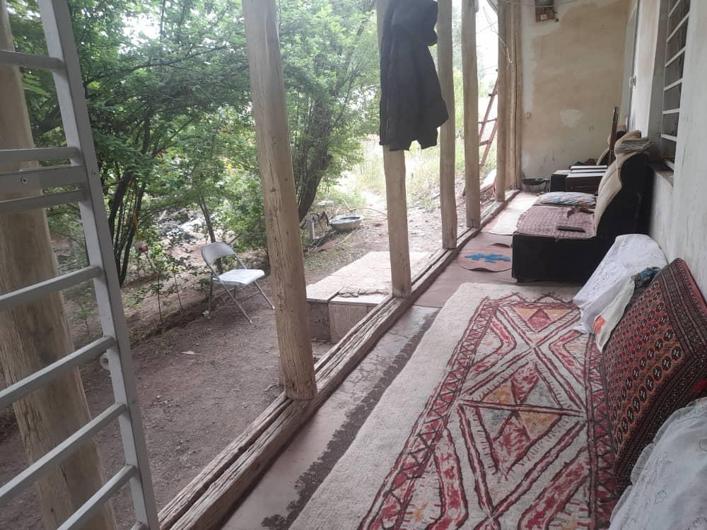 خانه باغ سر سبز در طالقان