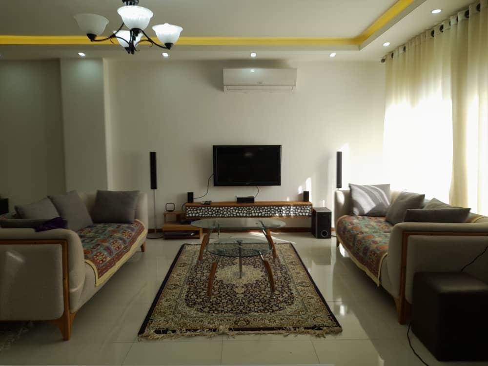 ویلای ساحلی شروین