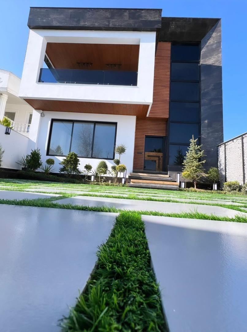 ویلایی مدرن استخر دار