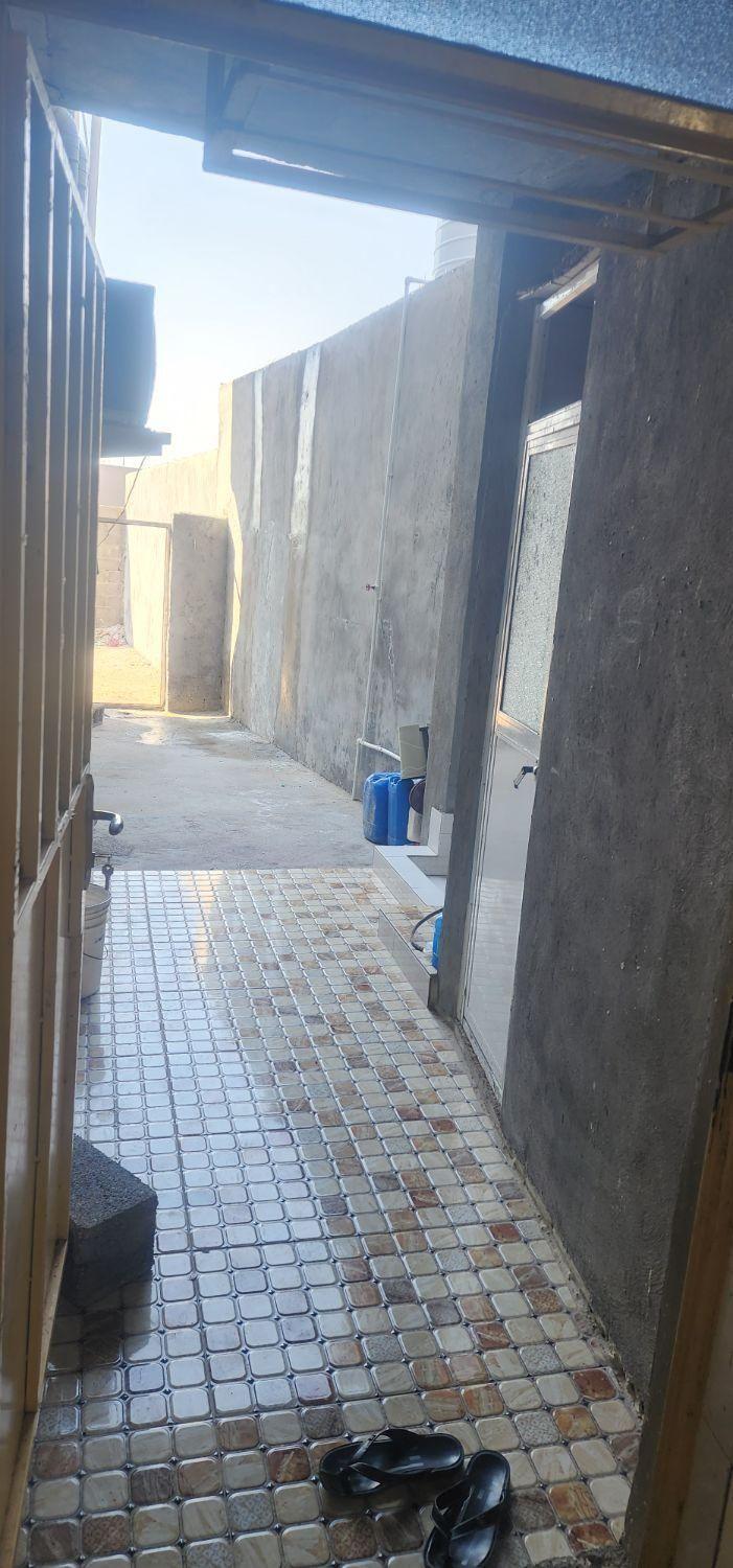 واحد تک خواب در بندر سیراف