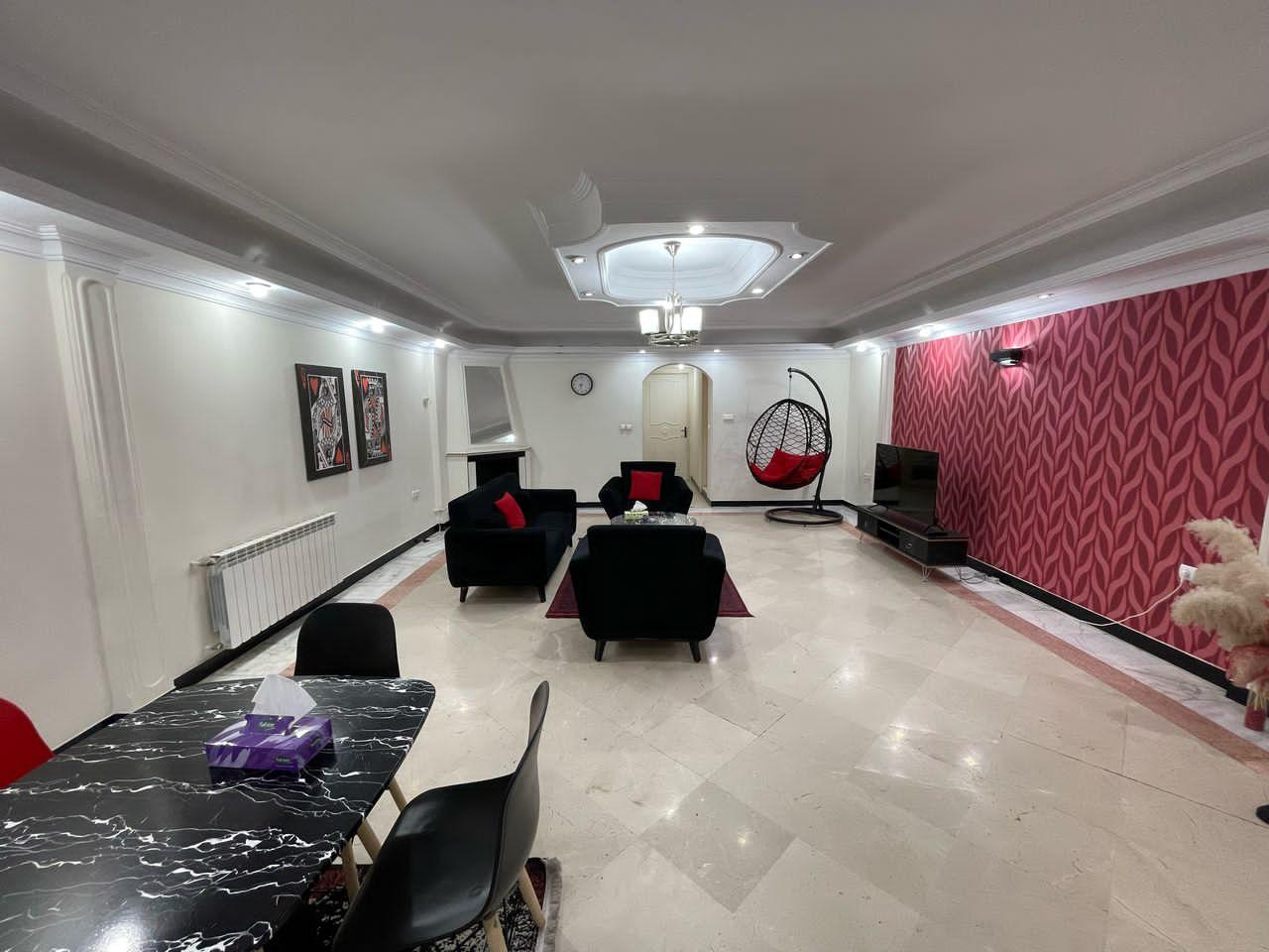  آپارتمان دوخوابه تمیز