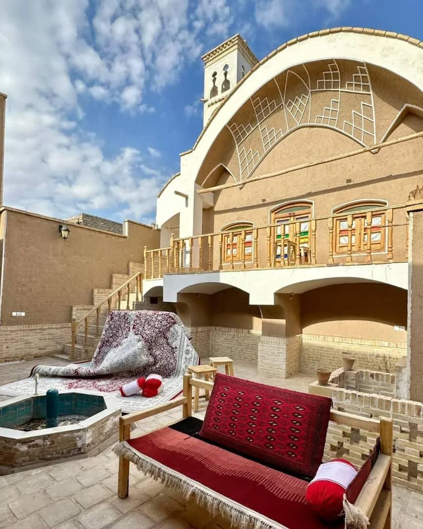 بومگردی سرای بانوچ 