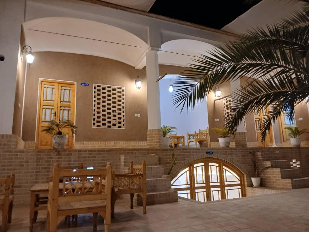 بومگردی سرای بمانی 