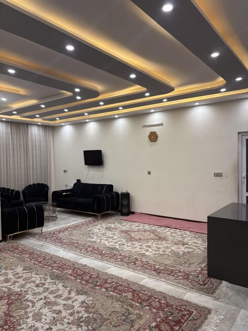 ویلایی استخرابگرم ارغوان