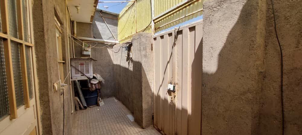 منزل دربست نزدیک مقبره خیام