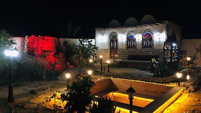 اقامتگاه دربستی با استخرآبگرم