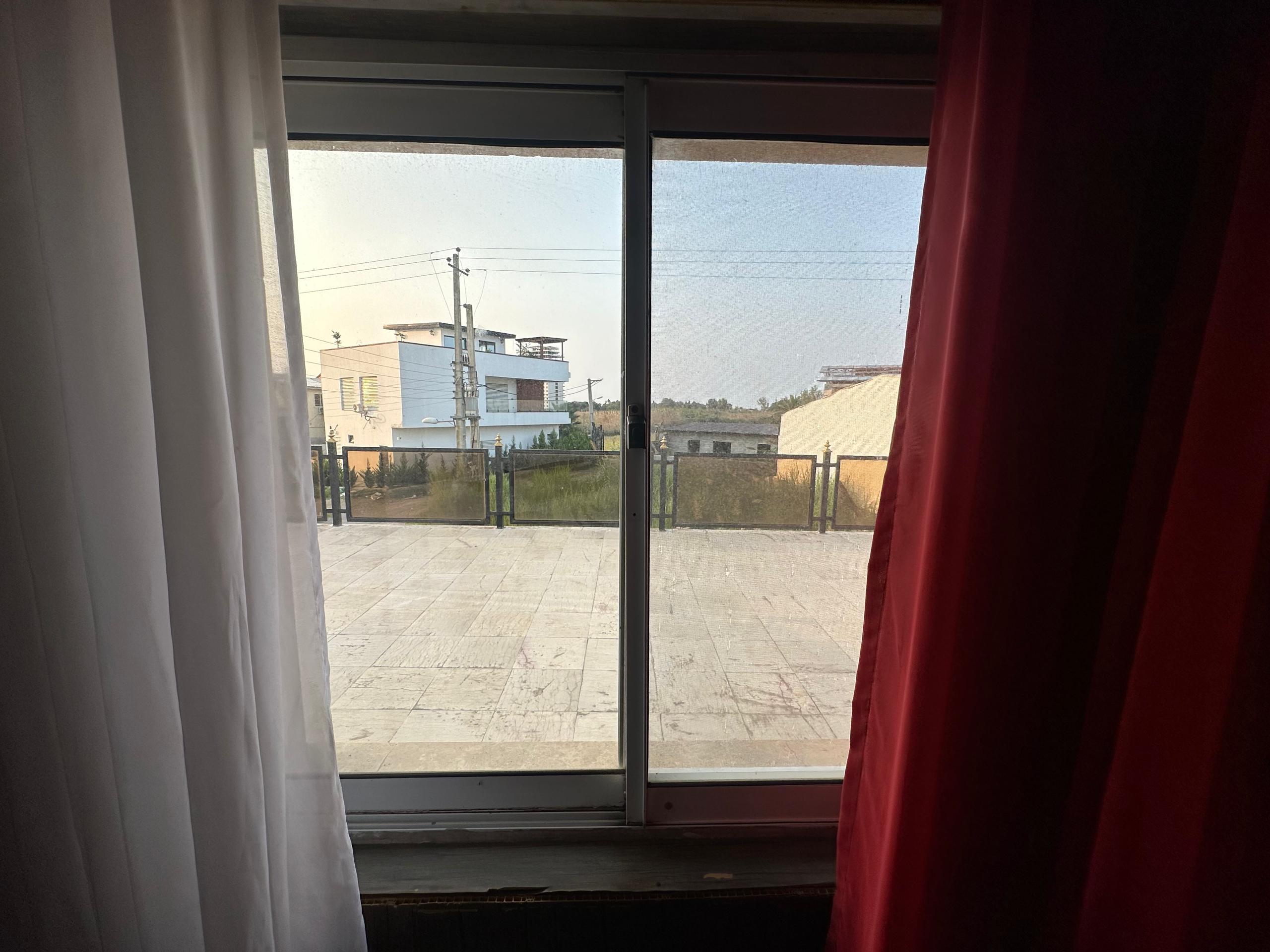 ویلا استخردار فانوس آبی