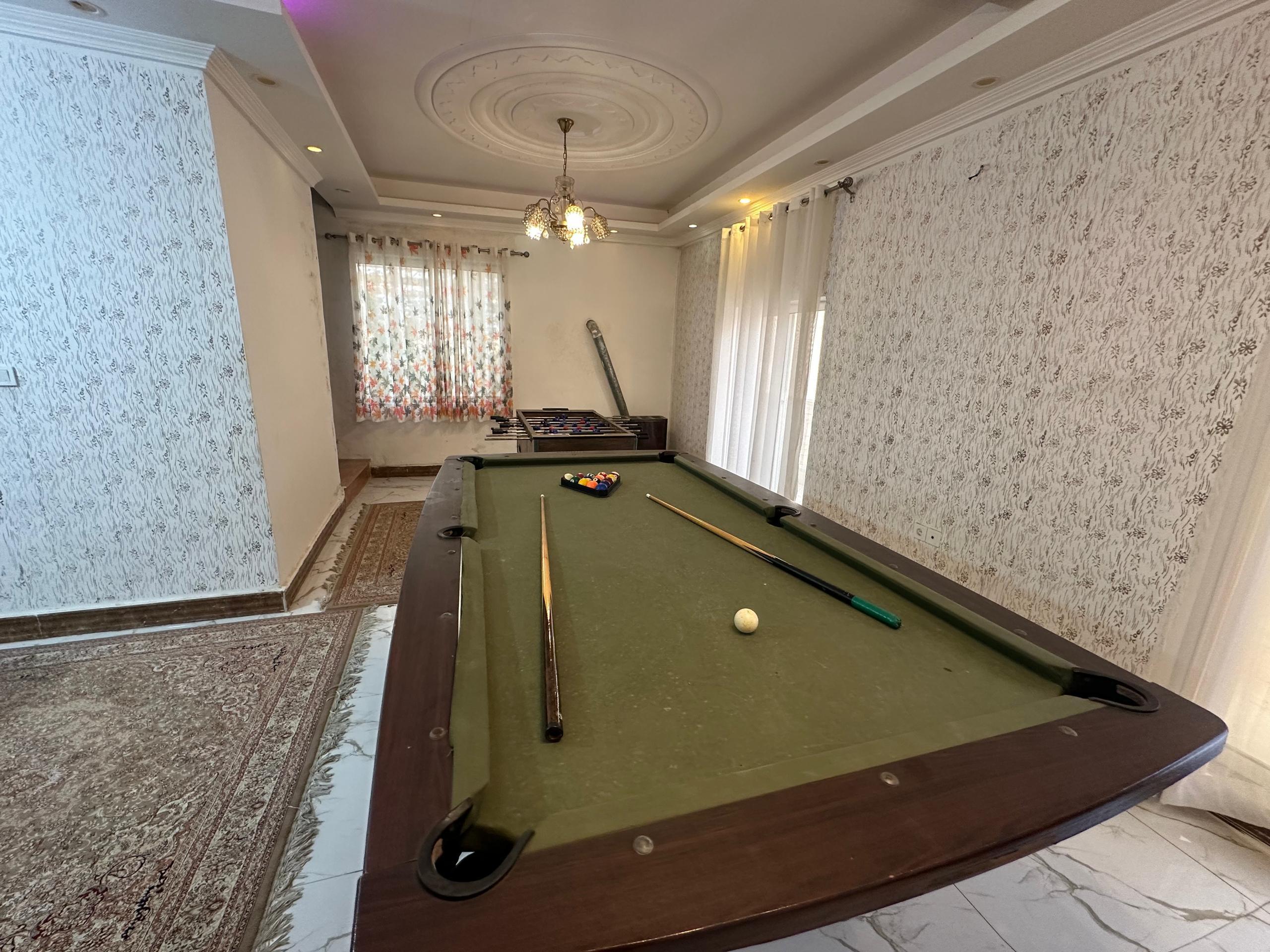 ویلا استخردار فانوس شهرکی