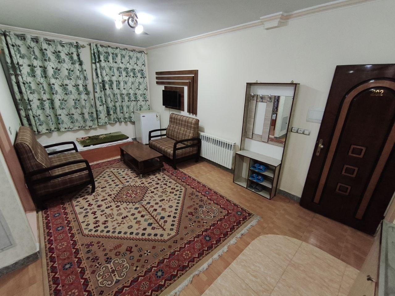 هتل آپارتمان دو خوابه نگین 