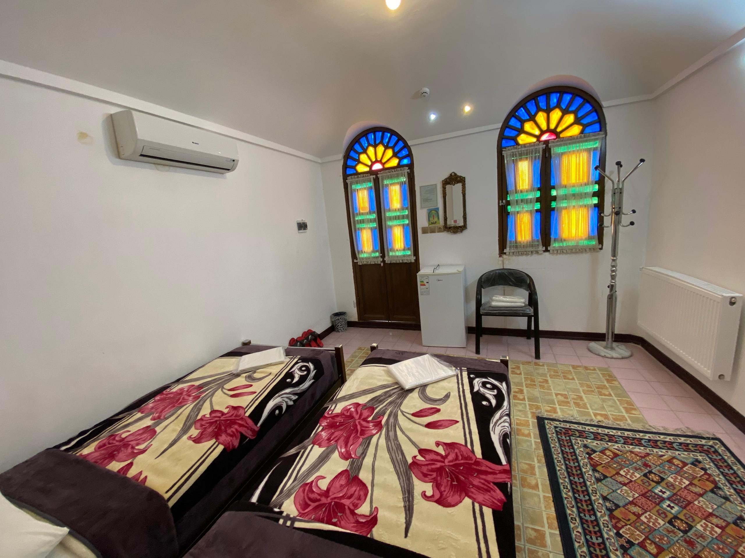 اقامتگاه سنتی آمیرزا کاشان