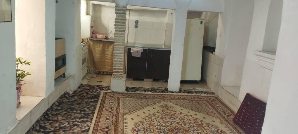 بوم گردی خانه فیروزه ای شیراز