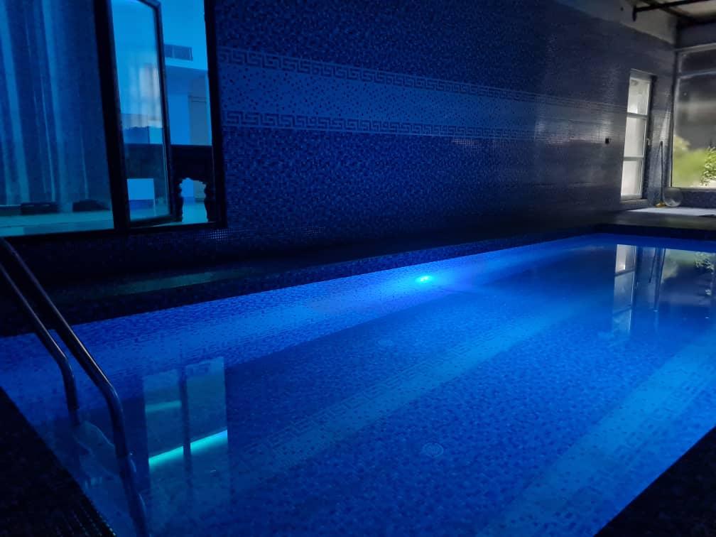 ویلا دو خواب استخرآبگرم رویال