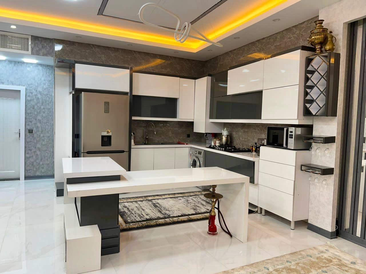 ویلایی دو خوابه استخردار سرسبز