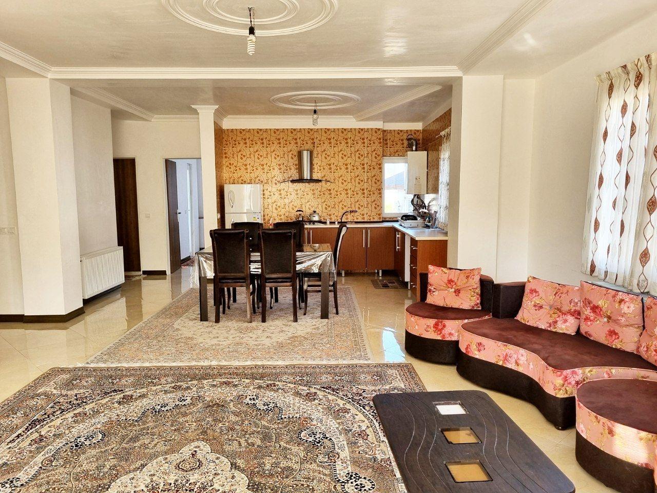 دو خوابه،تراسدار 