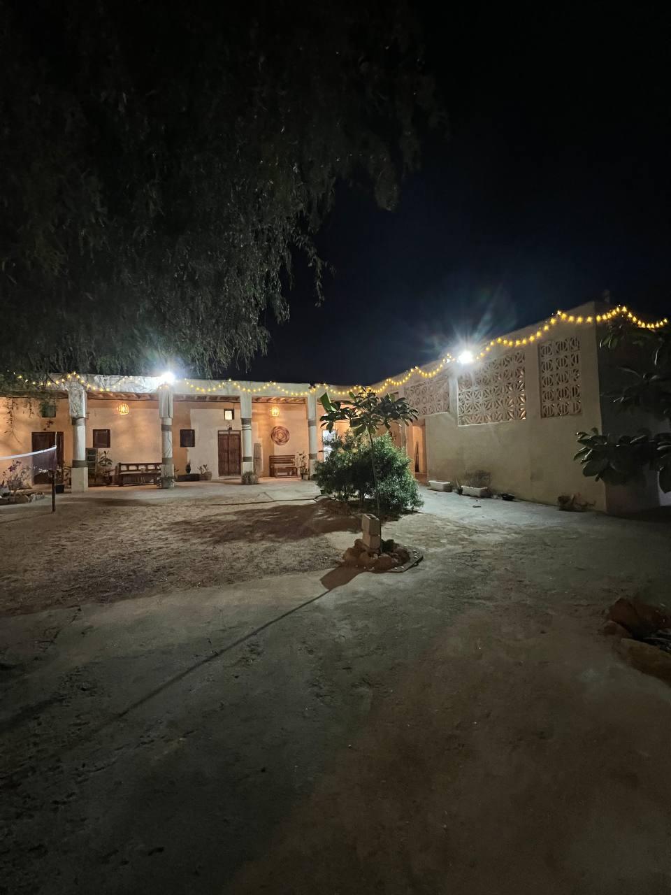 اقامتگاه بوم گردی موج سوزا