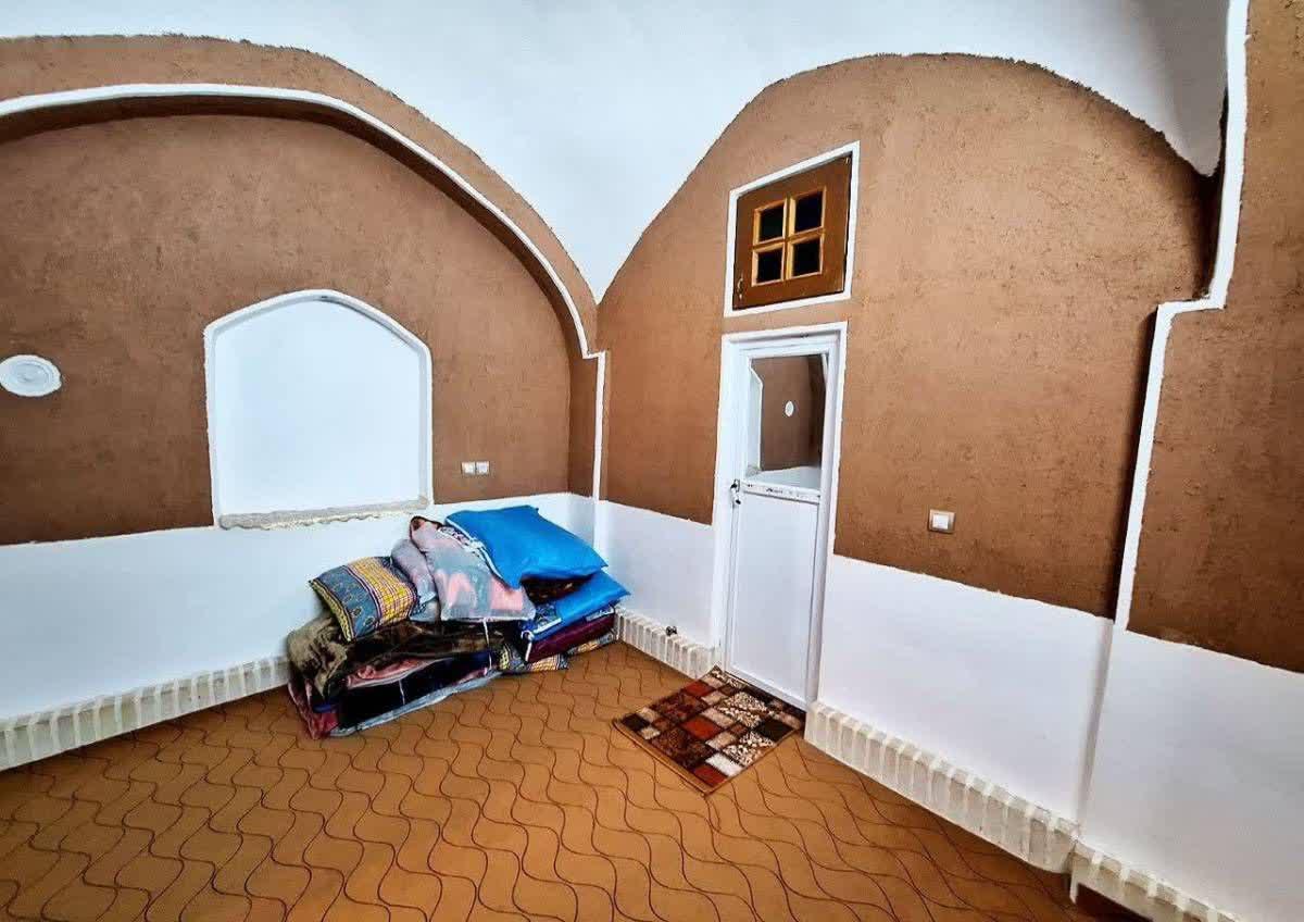 اقامتگاه سنتی آوای کویر 