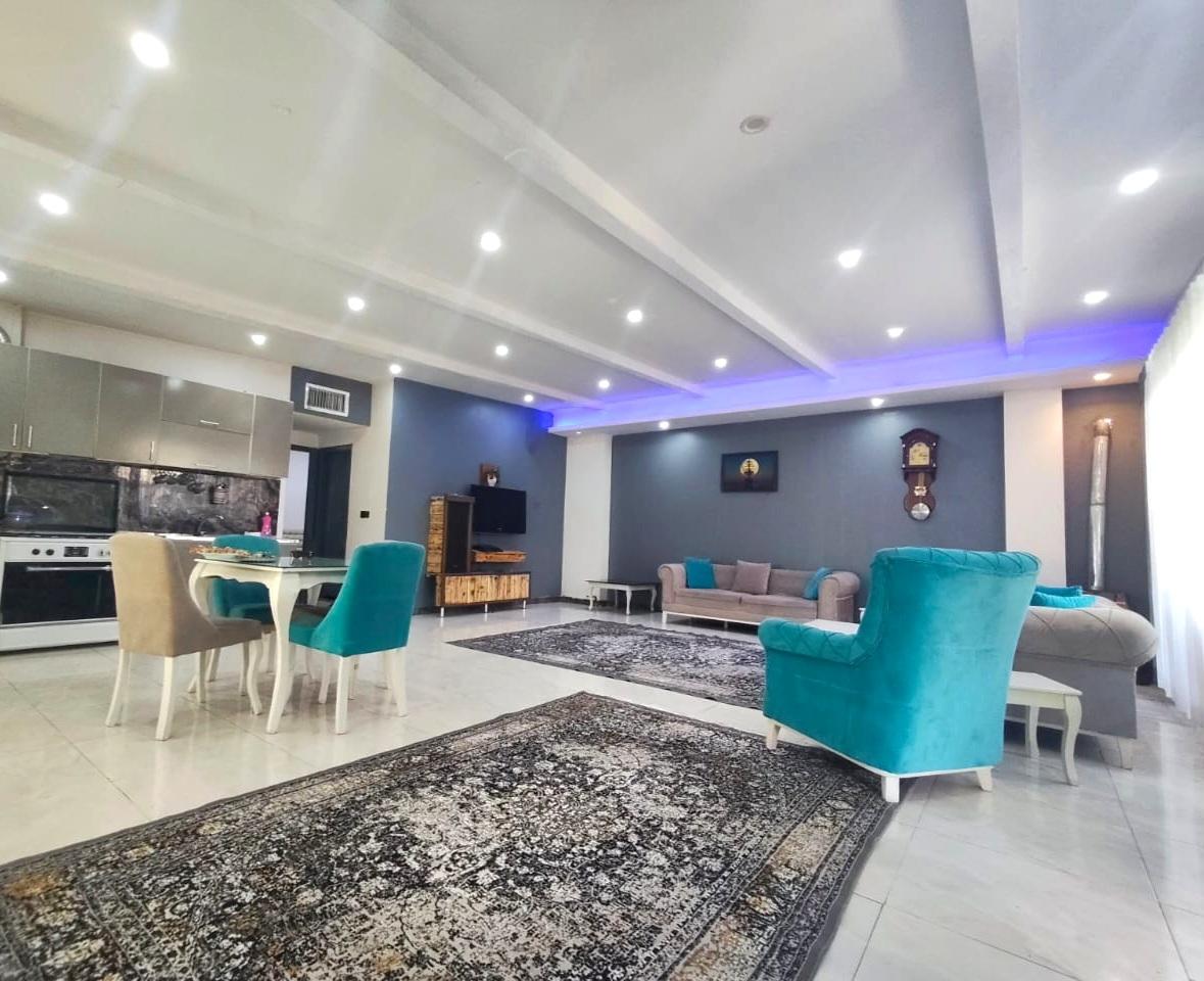 ویلای استخردار خوشنام در کرج