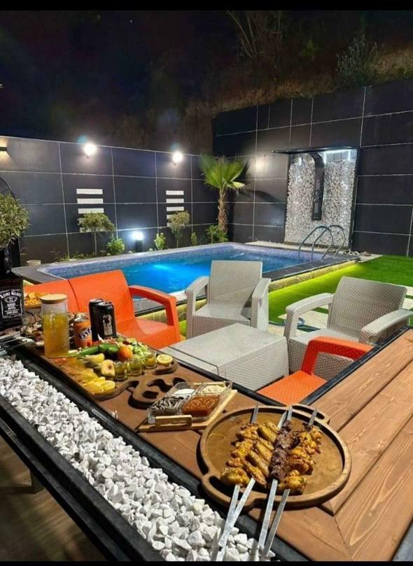 ویلای استخردار ویو جنگل