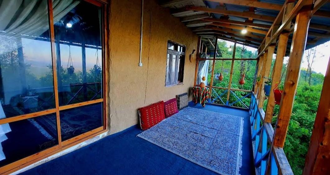 اقامتگاه بومگردی در تنکابن