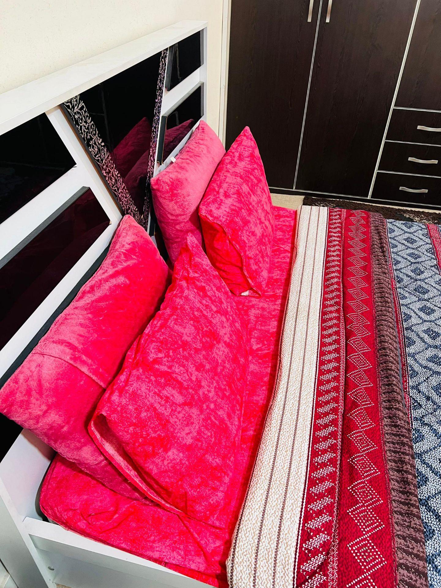 هتل آپارتمان هدی واحد 9