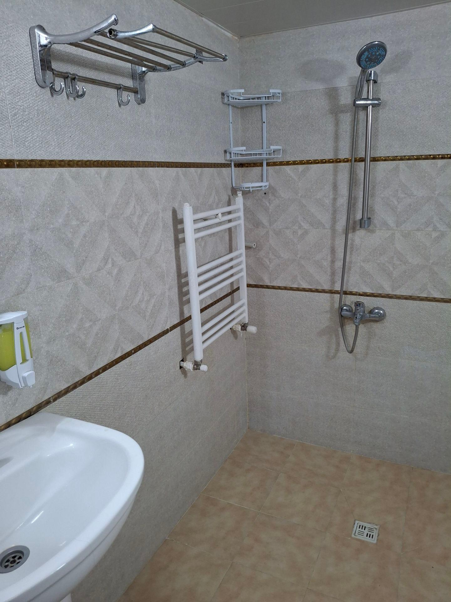 خانه مسافر واحد دو زیرهمکف 