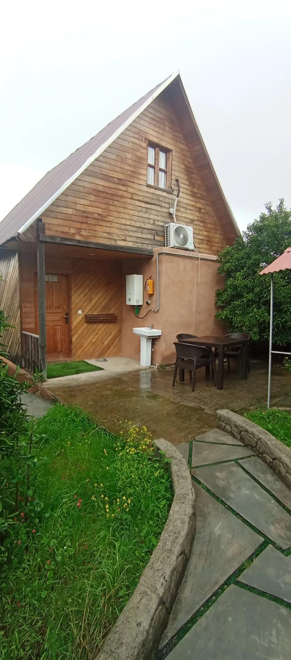 سرای فردوس کلبه تیکا