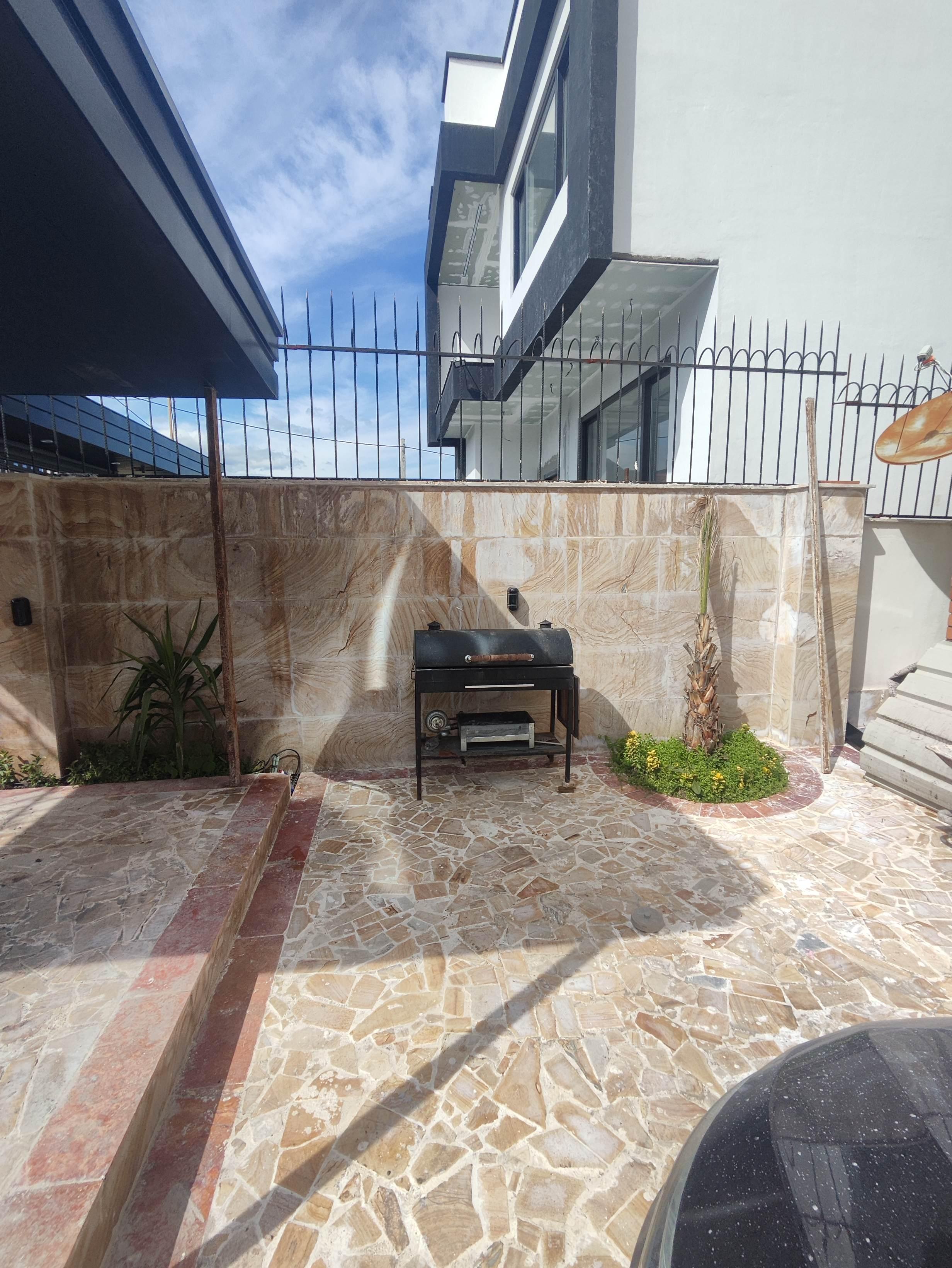 ویلای استخردار آبگرم 2 خوابه