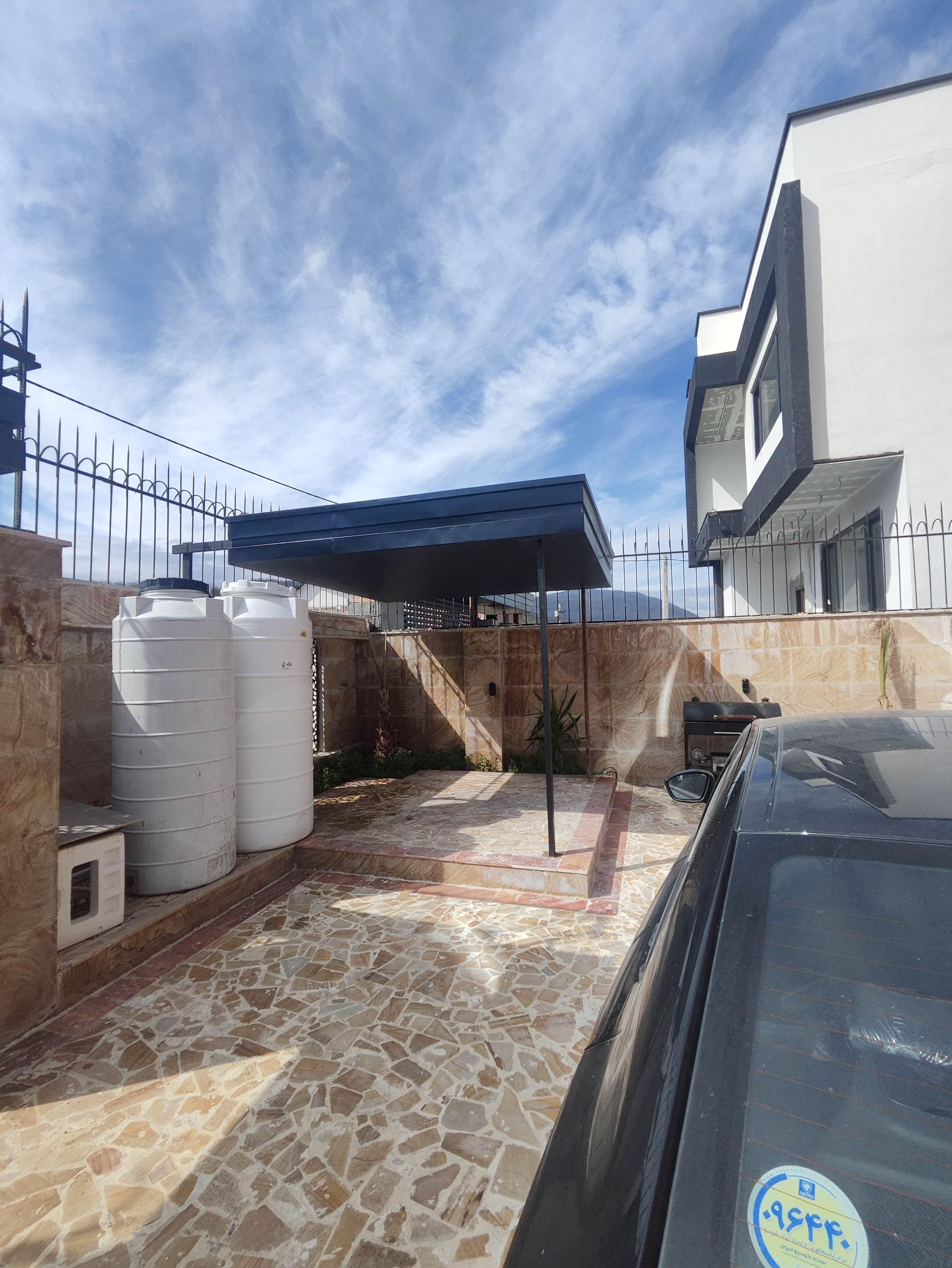 ویلای استخردار آبگرم 2 خوابه