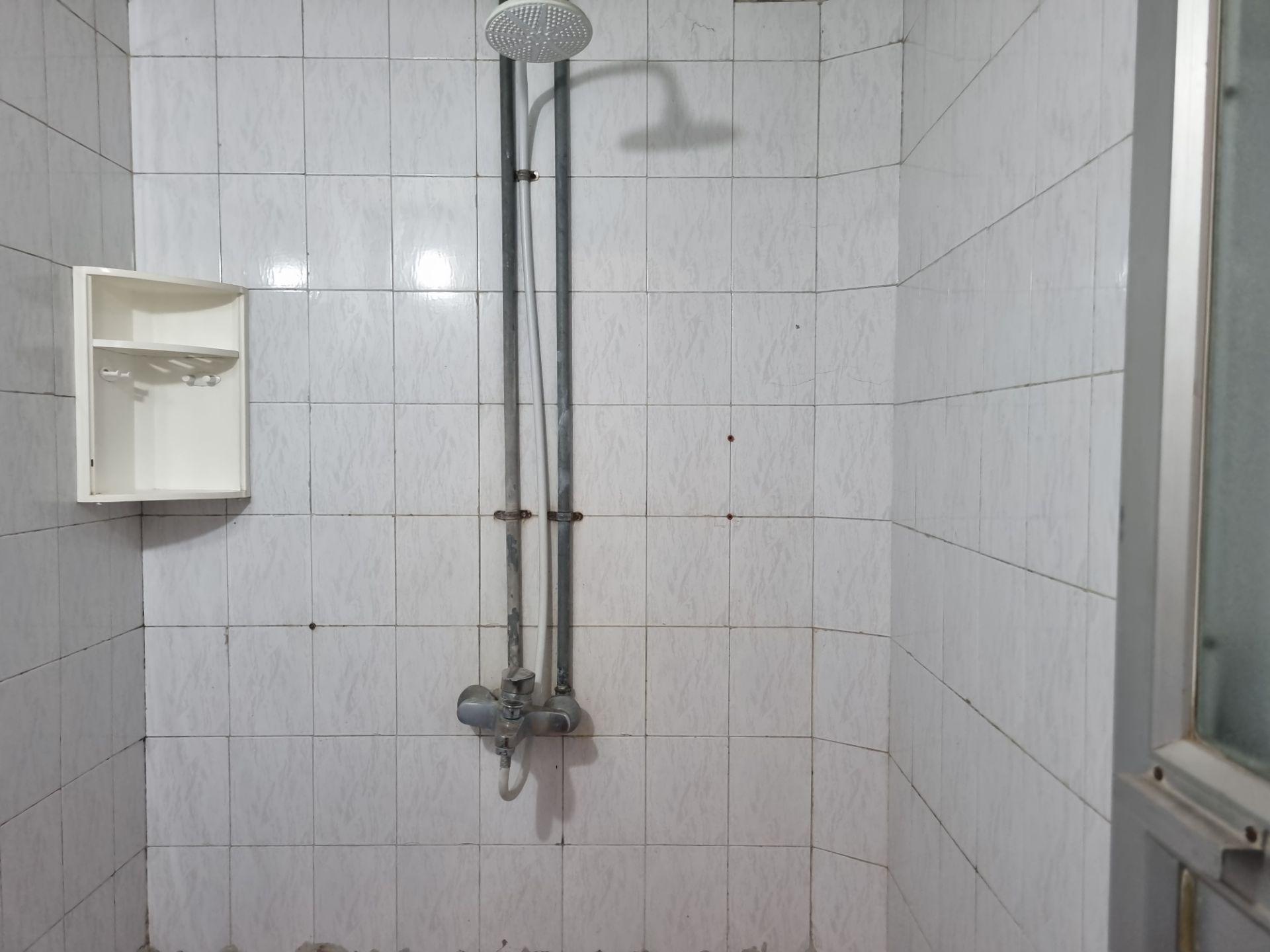 سوئیت دو خواب شمس