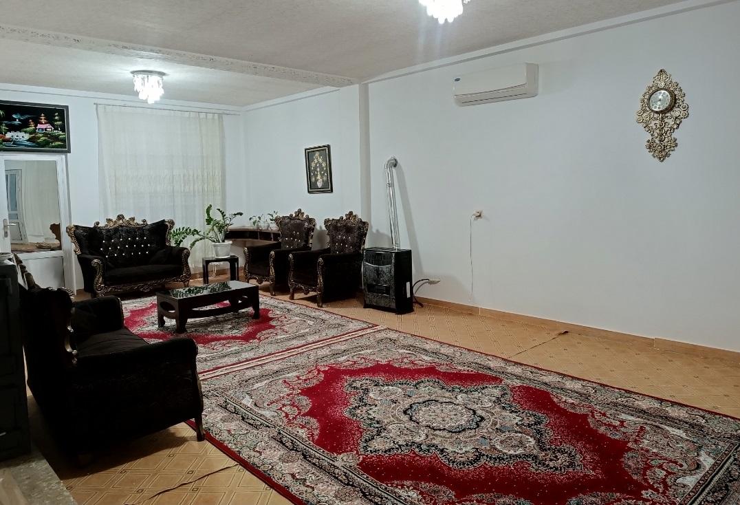 واحد تک خوابه تمیز آوینا