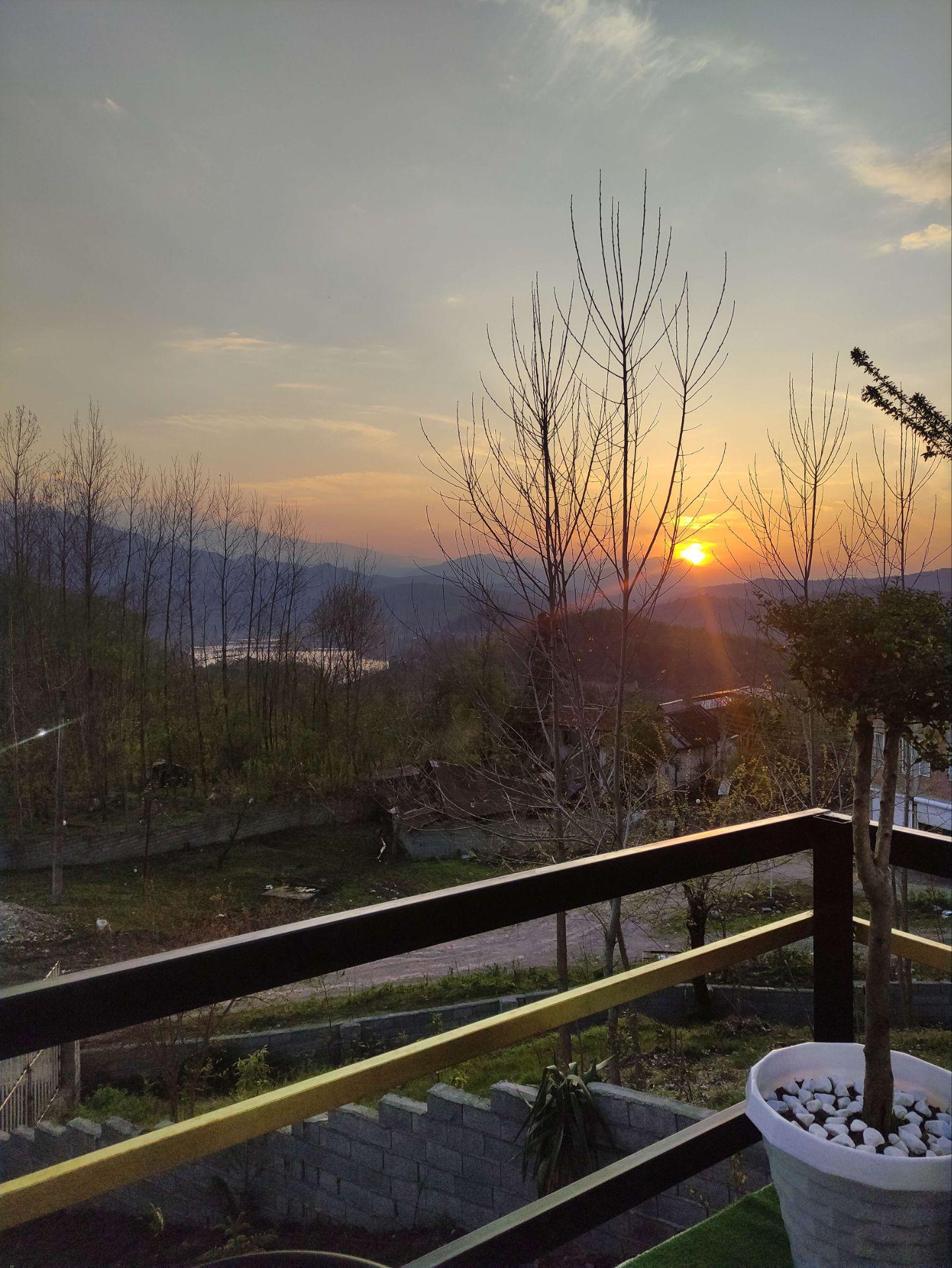 کلبه سوئیسی جَسمین