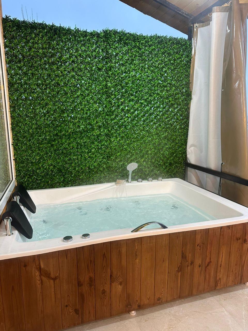 کلبه تک خواب جکوزی دار هایلین 