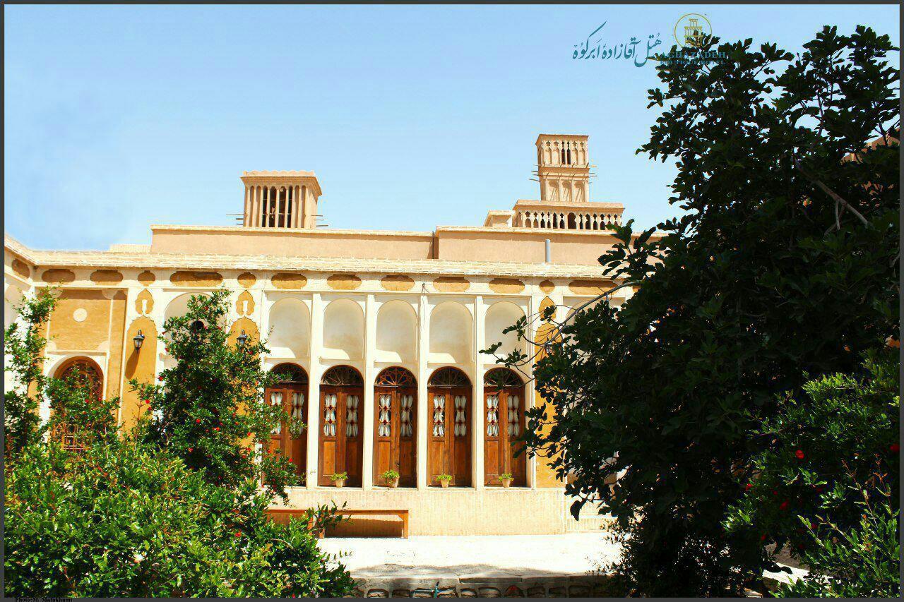 اقامتگاه در ابرکوه 