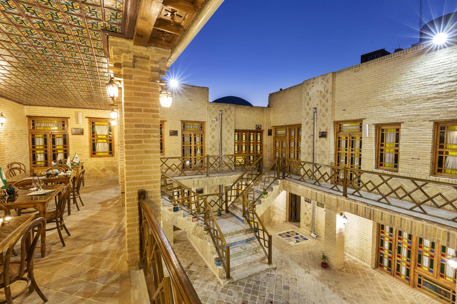 اقامتگاه بومگردی ددمان زنجان