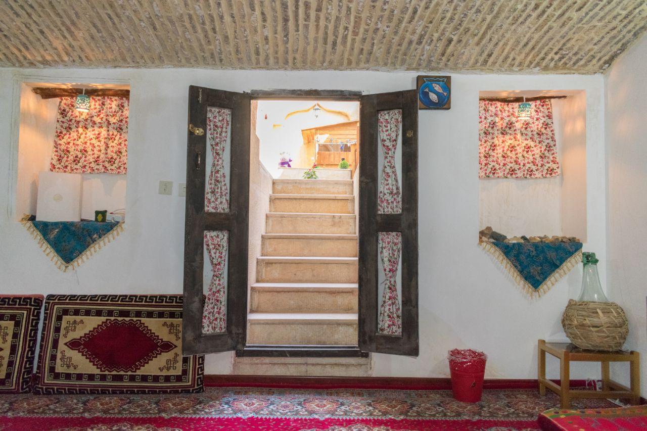 اجاره اقامتگاه بومگردی در شیراز