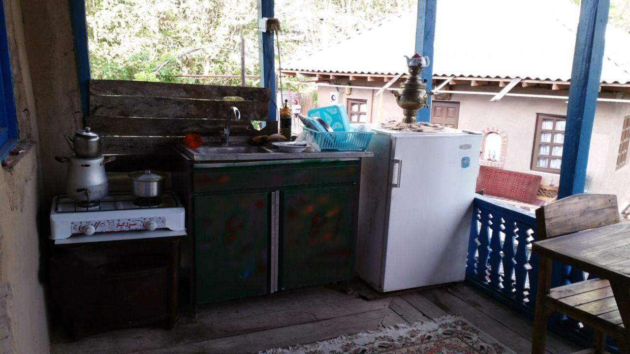 اقامتگاه بومگردی گیل خانه 