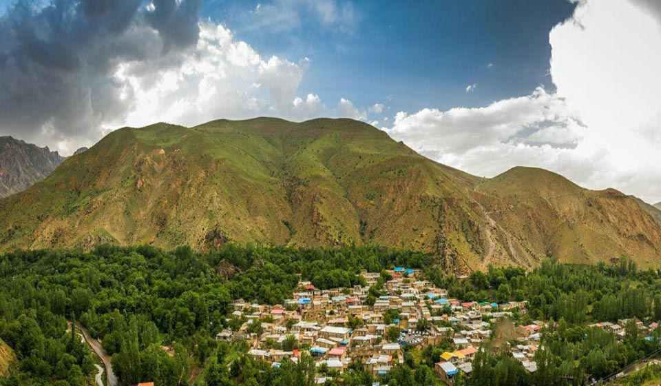 اقامتگاه بوم گردی در ورزقان