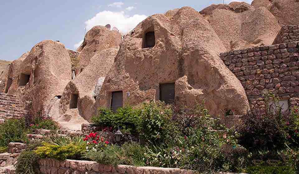 بوم گردی در کندوان