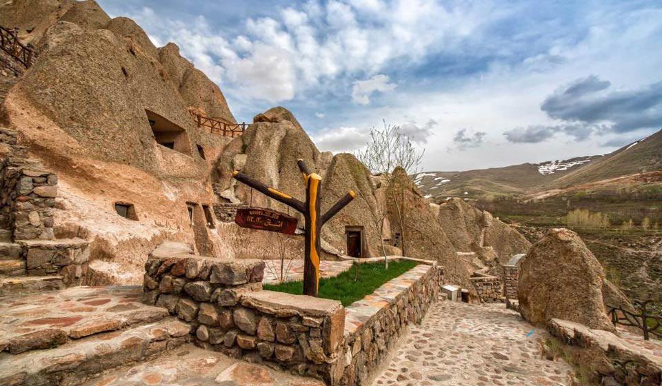 بوم گردی در کندوان