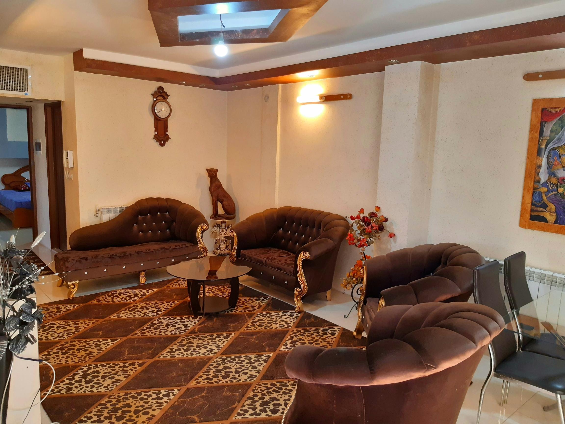 آپارتمان دوخوابه شیک مرکز اصفهان
