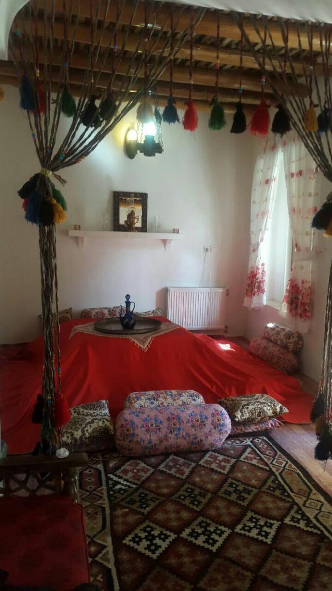 اقامتگاه بوم گردی گنجینه خورهه